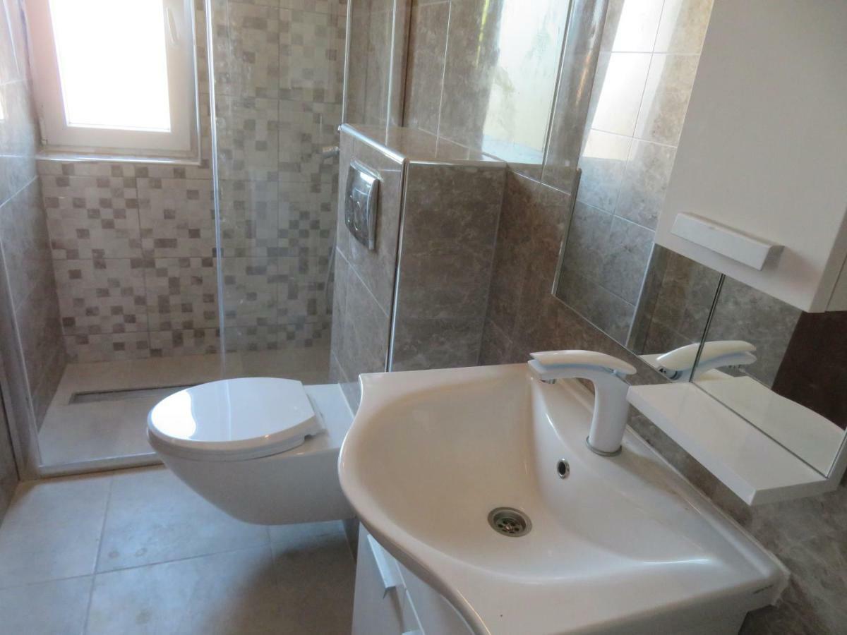 Vila Velvet Hotell Starigrad Paklenica Exteriör bild