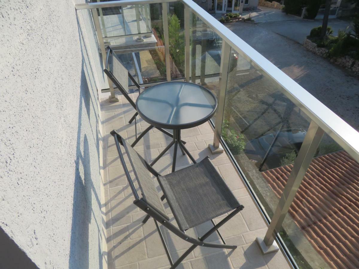 Vila Velvet Hotell Starigrad Paklenica Exteriör bild